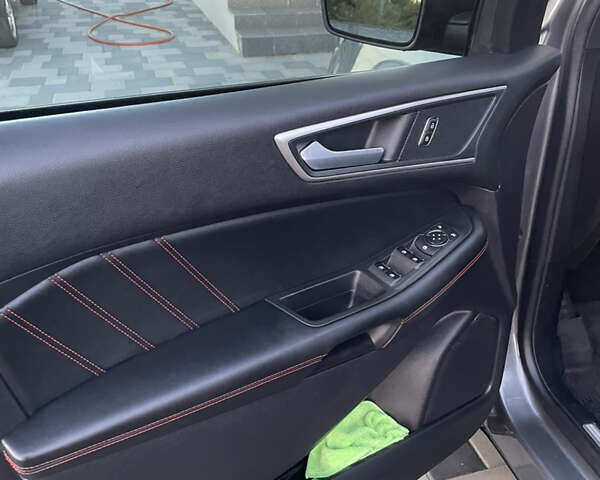 Сірий Форд Едж, об'ємом двигуна 2 л та пробігом 136 тис. км за 20000 $, фото 10 на Automoto.ua