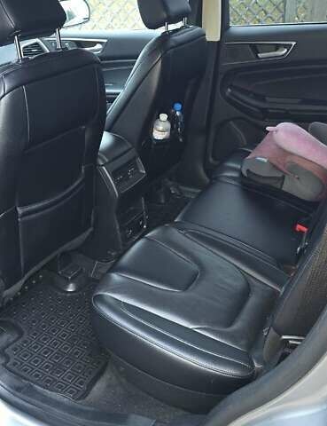 Серый Форд Эдж, объемом двигателя 2 л и пробегом 132 тыс. км за 22950 $, фото 8 на Automoto.ua