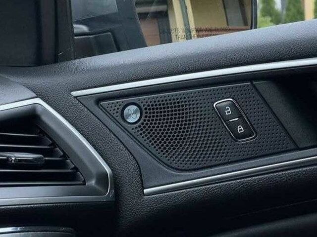 Сірий Форд Едж, об'ємом двигуна 0 л та пробігом 98 тис. км за 285 $, фото 6 на Automoto.ua