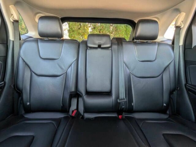 Сірий Форд Едж, об'ємом двигуна 2 л та пробігом 24 тис. км за 8500 $, фото 13 на Automoto.ua