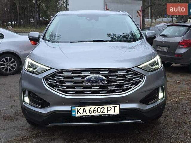 Серый Форд Эдж, объемом двигателя 2 л и пробегом 132 тыс. км за 22950 $, фото 4 на Automoto.ua