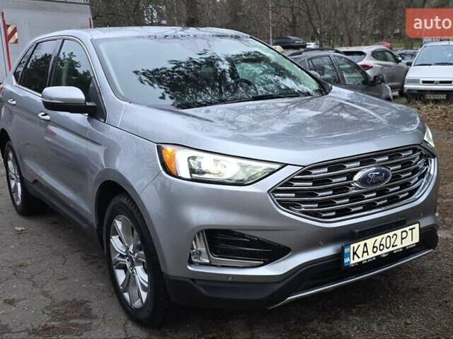 Серый Форд Эдж, объемом двигателя 2 л и пробегом 132 тыс. км за 22950 $, фото 2 на Automoto.ua