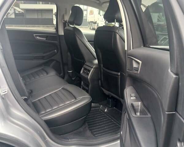 Сірий Форд Едж, об'ємом двигуна 2 л та пробігом 118 тис. км за 22000 $, фото 8 на Automoto.ua