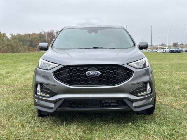 Сірий Форд Едж, об'ємом двигуна 2 л та пробігом 21 тис. км за 11000 $, фото 1 на Automoto.ua