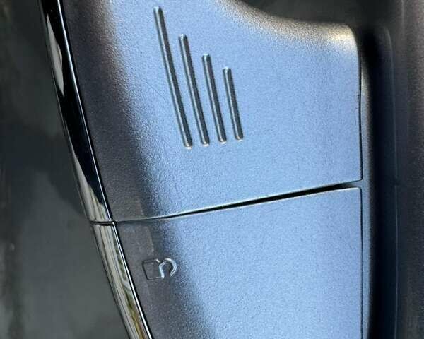 Серый Форд Эдж, объемом двигателя 2 л и пробегом 118 тыс. км за 22500 $, фото 9 на Automoto.ua