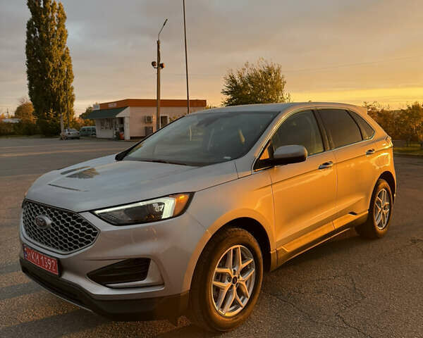 Сірий Форд Едж, об'ємом двигуна 2 л та пробігом 54 тис. км за 22000 $, фото 2 на Automoto.ua