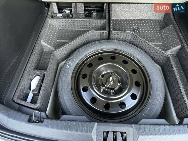 Серый Форд Эдж, объемом двигателя 2 л и пробегом 89 тыс. км за 19950 $, фото 32 на Automoto.ua