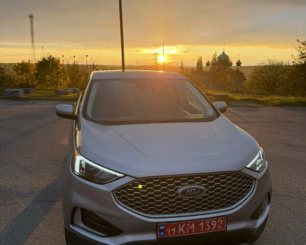 Сірий Форд Едж, об'ємом двигуна 2 л та пробігом 54 тис. км за 22000 $, фото 5 на Automoto.ua