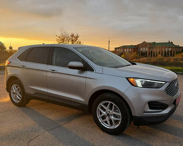 Сірий Форд Едж, об'ємом двигуна 2 л та пробігом 54 тис. км за 22000 $, фото 4 на Automoto.ua