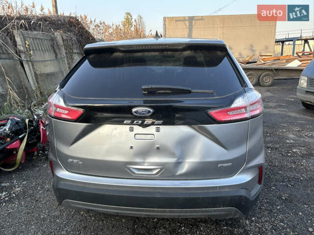 Сірий Форд Едж, об'ємом двигуна 2 л та пробігом 20 тис. км за 10500 $, фото 5 на Automoto.ua