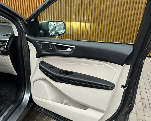 Серый Форд Эдж, объемом двигателя 2 л и пробегом 30 тыс. км за 28500 $, фото 7 на Automoto.ua