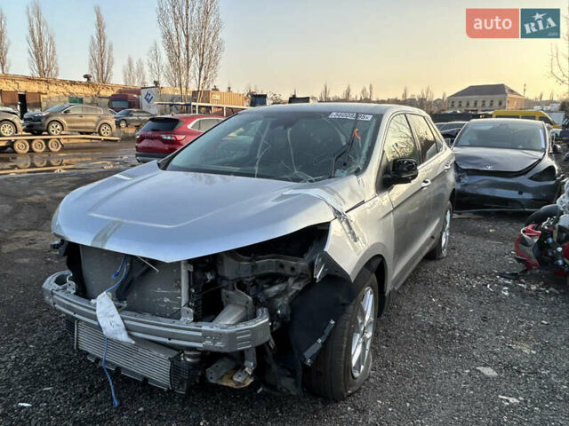 Сірий Форд Едж, об'ємом двигуна 2 л та пробігом 20 тис. км за 10500 $, фото 3 на Automoto.ua