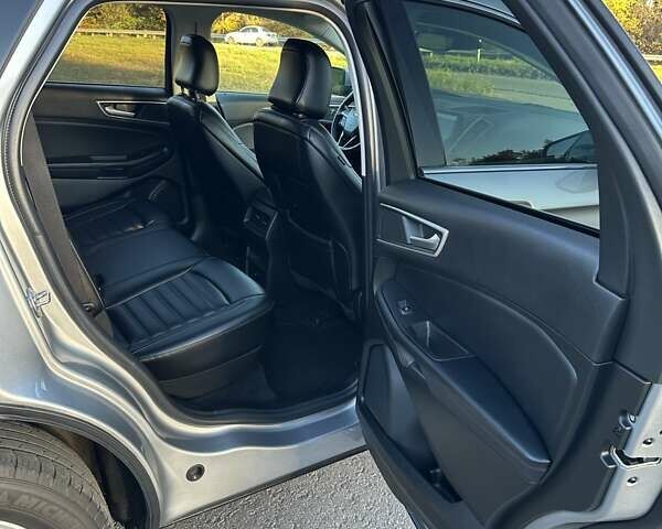 Серый Форд Эдж, объемом двигателя 2 л и пробегом 89 тыс. км за 19950 $, фото 21 на Automoto.ua