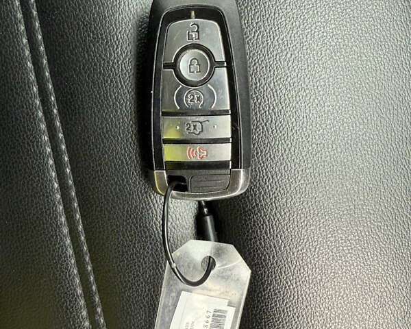 Сірий Форд Едж, об'ємом двигуна 2 л та пробігом 54 тис. км за 22000 $, фото 24 на Automoto.ua