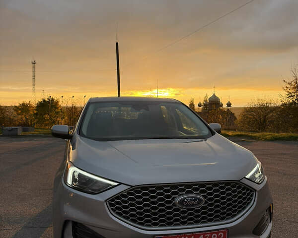 Сірий Форд Едж, об'ємом двигуна 2 л та пробігом 54 тис. км за 22000 $, фото 6 на Automoto.ua