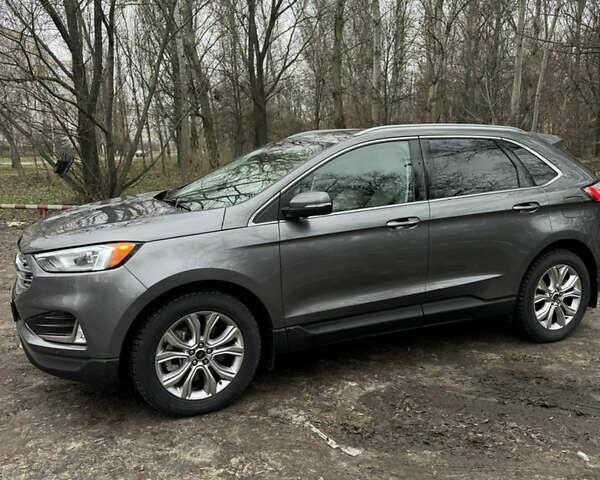 Серый Форд Эдж, объемом двигателя 2 л и пробегом 30 тыс. км за 28500 $, фото 1 на Automoto.ua