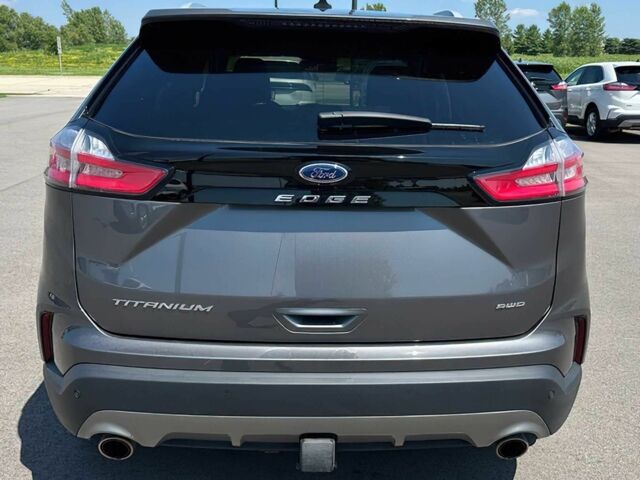 Серый Форд Эдж, объемом двигателя 2 л и пробегом 25 тыс. км за 15800 $, фото 4 на Automoto.ua