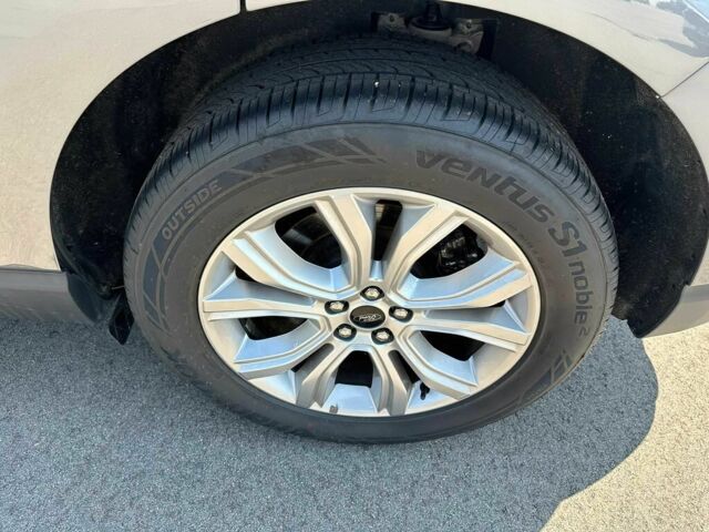 Серый Форд Эдж, объемом двигателя 2 л и пробегом 25 тыс. км за 15800 $, фото 8 на Automoto.ua