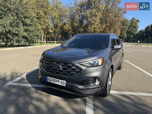 Серый Форд Эдж, объемом двигателя 2 л и пробегом 8 тыс. км за 30000 $, фото 3 на Automoto.ua