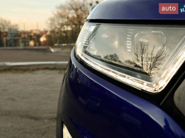 Синий Форд Эдж, объемом двигателя 3.5 л и пробегом 115 тыс. км за 20000 $, фото 4 на Automoto.ua