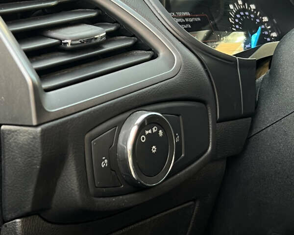 Синий Форд Эдж, объемом двигателя 2 л и пробегом 75 тыс. км за 13750 $, фото 13 на Automoto.ua