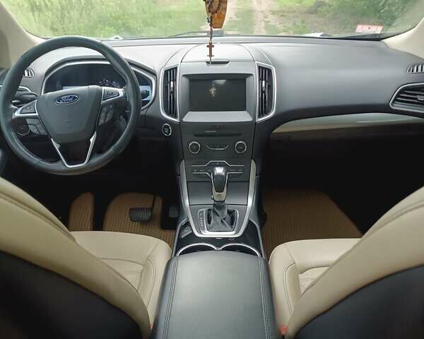 Синій Форд Едж, об'ємом двигуна 2 л та пробігом 145 тис. км за 17900 $, фото 8 на Automoto.ua