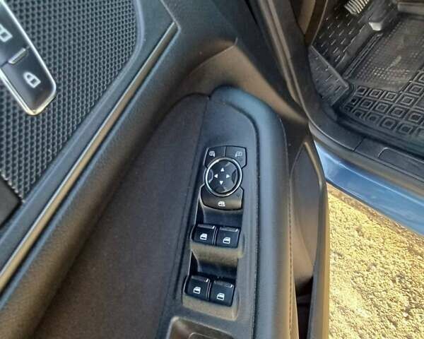 Синий Форд Эдж, объемом двигателя 2 л и пробегом 88 тыс. км за 15000 $, фото 5 на Automoto.ua