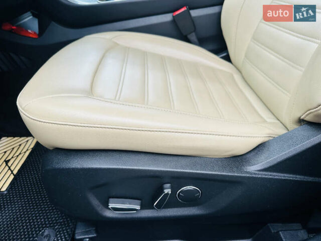 Синій Форд Едж, об'ємом двигуна 2 л та пробігом 69 тис. км за 17999 $, фото 25 на Automoto.ua