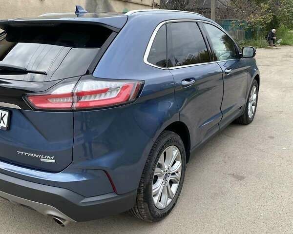 Синий Форд Эдж, объемом двигателя 2 л и пробегом 57 тыс. км за 20500 $, фото 2 на Automoto.ua