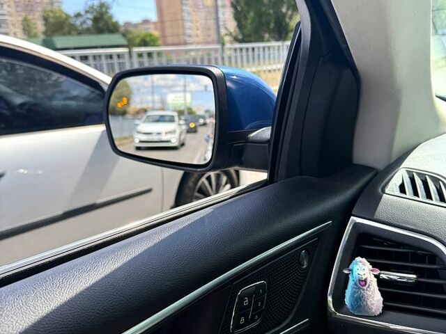 Синий Форд Эдж, объемом двигателя 2 л и пробегом 49 тыс. км за 19300 $, фото 3 на Automoto.ua