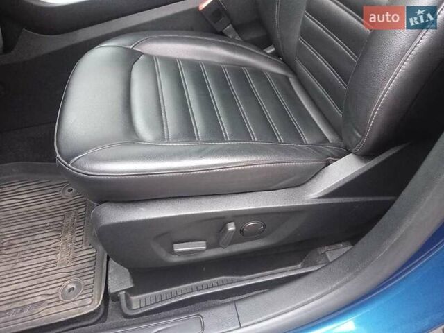 Синий Форд Эдж, объемом двигателя 2 л и пробегом 62 тыс. км за 18700 $, фото 5 на Automoto.ua