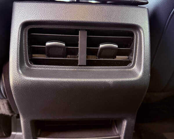 Синий Форд Эдж, объемом двигателя 2 л и пробегом 32 тыс. км за 25000 $, фото 9 на Automoto.ua