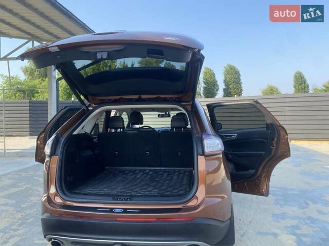 Помаранчевий Форд Едж, об'ємом двигуна 2 л та пробігом 140 тис. км за 16500 $, фото 3 на Automoto.ua