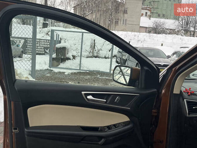 Оранжевый Форд Эдж, объемом двигателя 3.5 л и пробегом 134 тыс. км за 18200 $, фото 16 на Automoto.ua