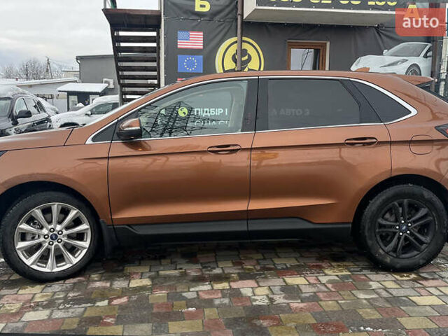 Оранжевый Форд Эдж, объемом двигателя 3.5 л и пробегом 134 тыс. км за 18200 $, фото 3 на Automoto.ua