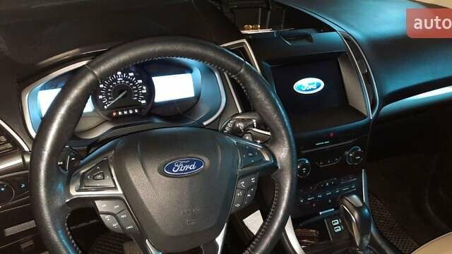 Форд Эдж 2017 в Львове на Automoto.ua Оранжевый Форд Эдж, объемом двигателя 3.5 л и пробегом 128 тыс. км за 18550 $, фото 16 на Automoto.ua
