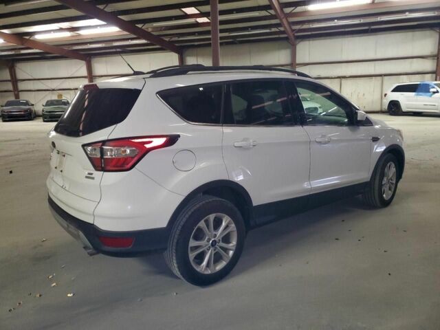 Белый Форд Эскейп, объемом двигателя 0 л и пробегом 160 тыс. км за 2500 $, фото 2 на Automoto.ua