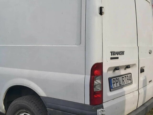 Білий Форд Ескейп, об'ємом двигуна 2.5 л та пробігом 300 тис. км за 4500 $, фото 4 на Automoto.ua