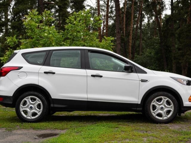 Білий Форд Ескейп, об'ємом двигуна 2.5 л та пробігом 55 тис. км за 14390 $, фото 13 на Automoto.ua