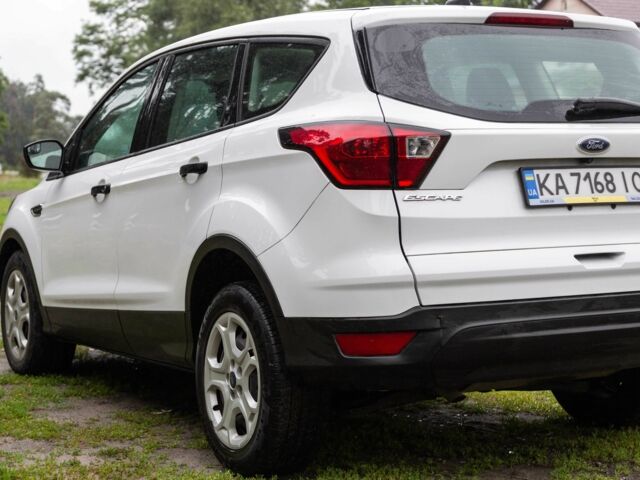 Білий Форд Ескейп, об'ємом двигуна 2.5 л та пробігом 55 тис. км за 14390 $, фото 18 на Automoto.ua