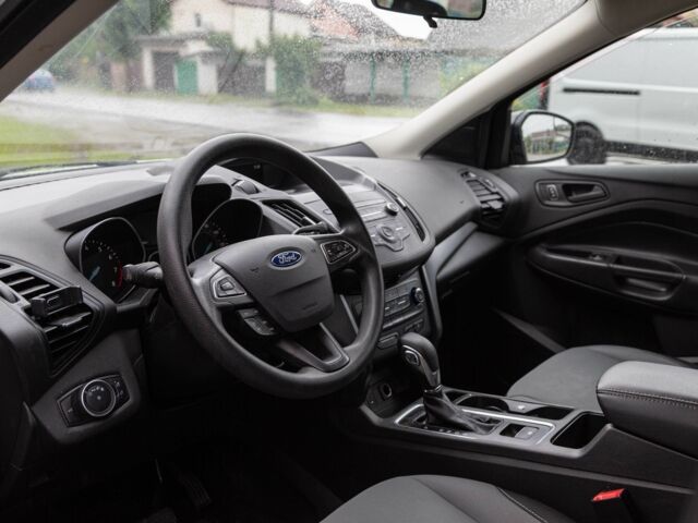 Білий Форд Ескейп, об'ємом двигуна 2.5 л та пробігом 55 тис. км за 14390 $, фото 1 на Automoto.ua