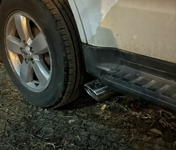 Белый Форд Эскейп, объемом двигателя 3 л и пробегом 220 тыс. км за 8500 $, фото 7 на Automoto.ua