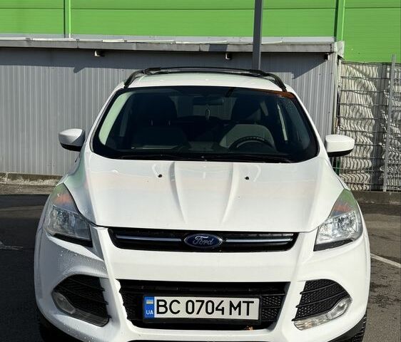 Форд Эскейп 2012 в Харькове на Automoto.ua Белый Форд Эскейп, объемом двигателя 1.6 л и пробегом 165 тыс. км за 10200 $, фото 1 на Automoto.ua