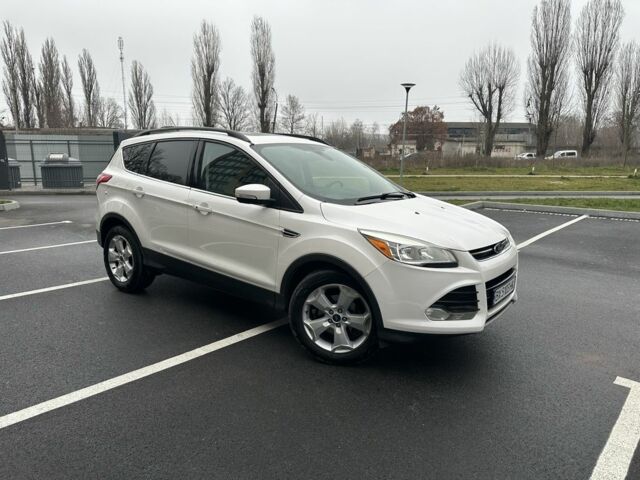 Белый Форд Эскейп, объемом двигателя 1.6 л и пробегом 265 тыс. км за 10700 $, фото 1 на Automoto.ua