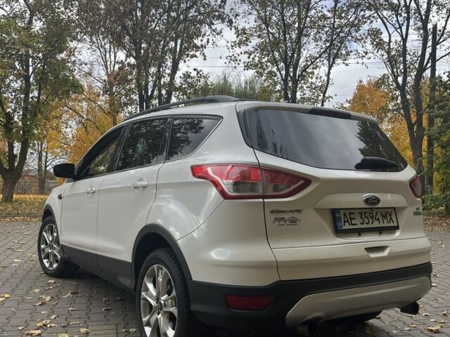 Форд Эскейп 2012 в Миргороде на Automoto.ua Белый Форд Эскейп, объемом двигателя 1.6 л и пробегом 207 тыс. км за 9300 $, фото 3 на Automoto.ua