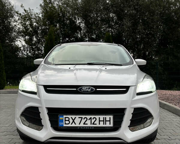 Білий Форд Ескейп, об'ємом двигуна 1.6 л та пробігом 195 тис. км за 11000 $, фото 14 на Automoto.ua