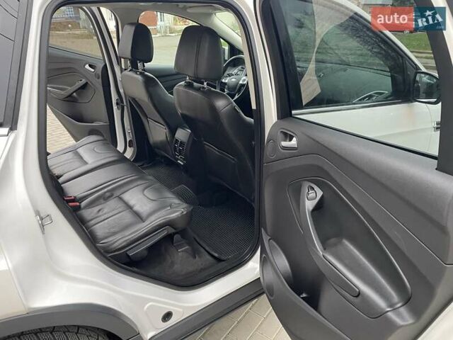 Білий Форд Ескейп, об'ємом двигуна 2 л та пробігом 142 тис. км за 11700 $, фото 7 на Automoto.ua