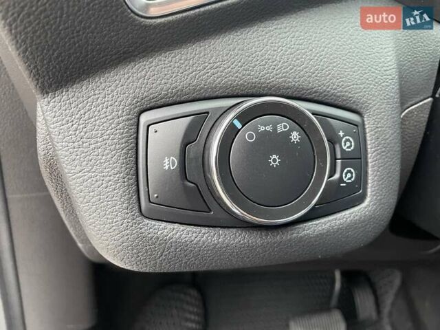 Білий Форд Ескейп, об'ємом двигуна 2 л та пробігом 142 тис. км за 11700 $, фото 20 на Automoto.ua