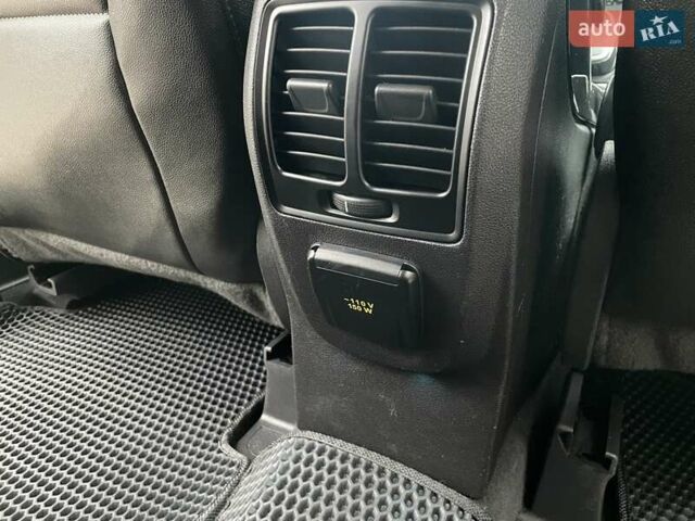 Білий Форд Ескейп, об'ємом двигуна 2 л та пробігом 142 тис. км за 11700 $, фото 8 на Automoto.ua