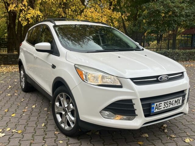 Форд Эскейп 2012 в Миргороде на Automoto.ua Белый Форд Эскейп, объемом двигателя 1.6 л и пробегом 207 тыс. км за 9300 $, фото 1 на Automoto.ua